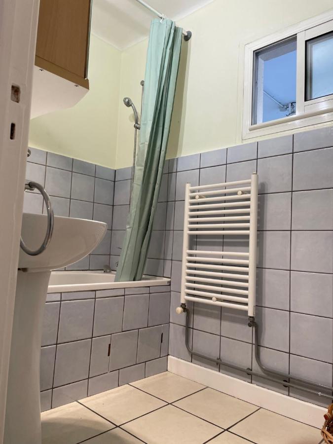 Grand Studio 7 Minutes De La Plage Et Climatise Sur Juan Les Pins أنتيب المظهر الخارجي الصورة